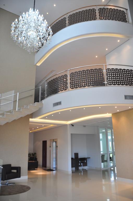 Kamur Plaza Hotel Goianesia Exterior photo